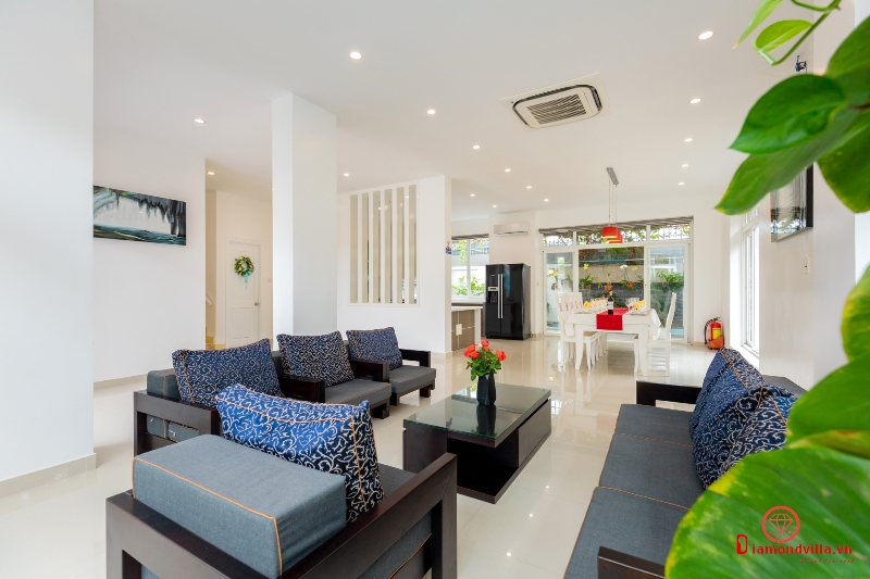 villa sát biển vũng tàu