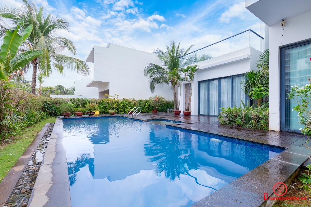 villa sát biển Vũng Tàu
